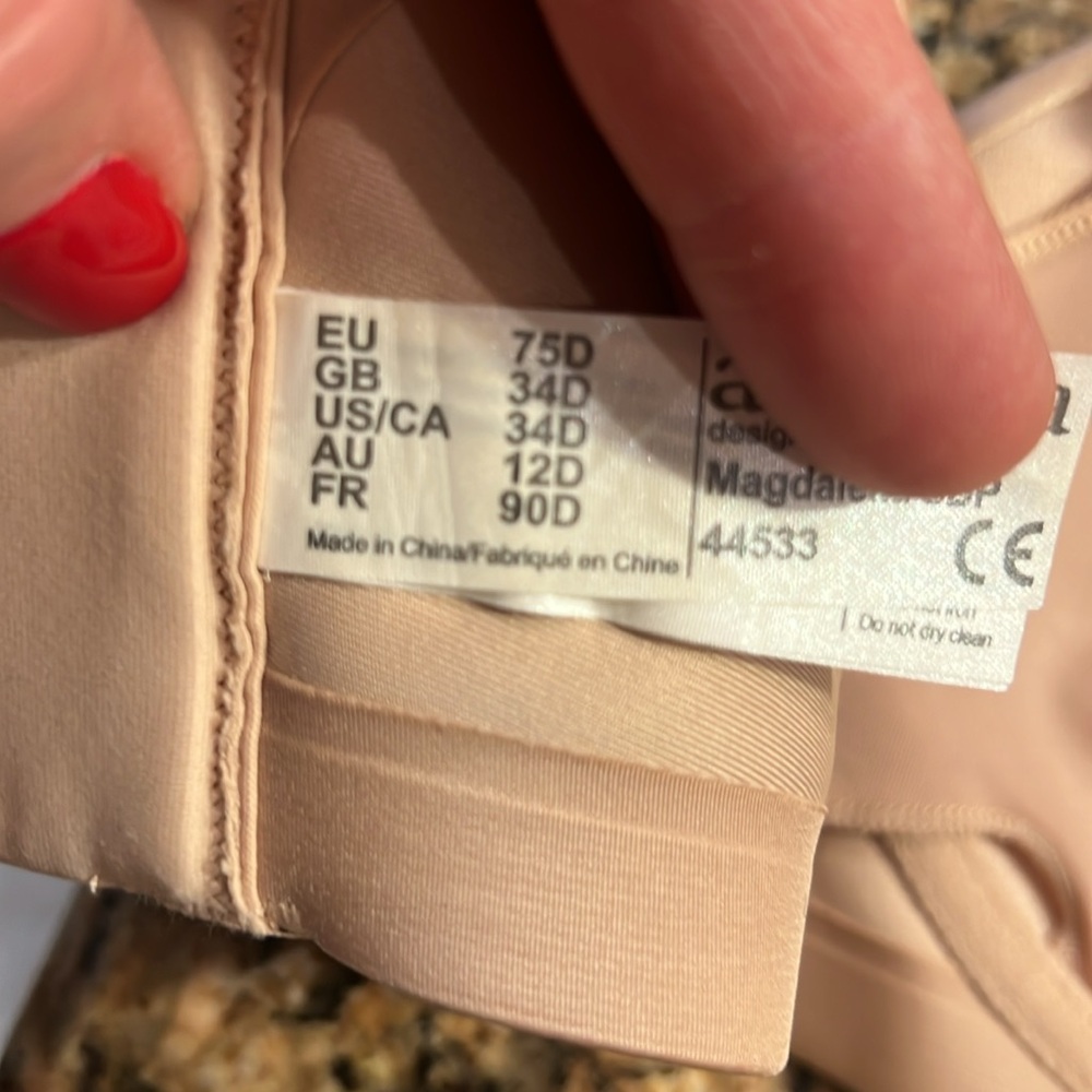 Amoena Magdalena Back-Smoothing Padded Wire-Free Bra 44533 Nude 34D - Picture 7 of 13